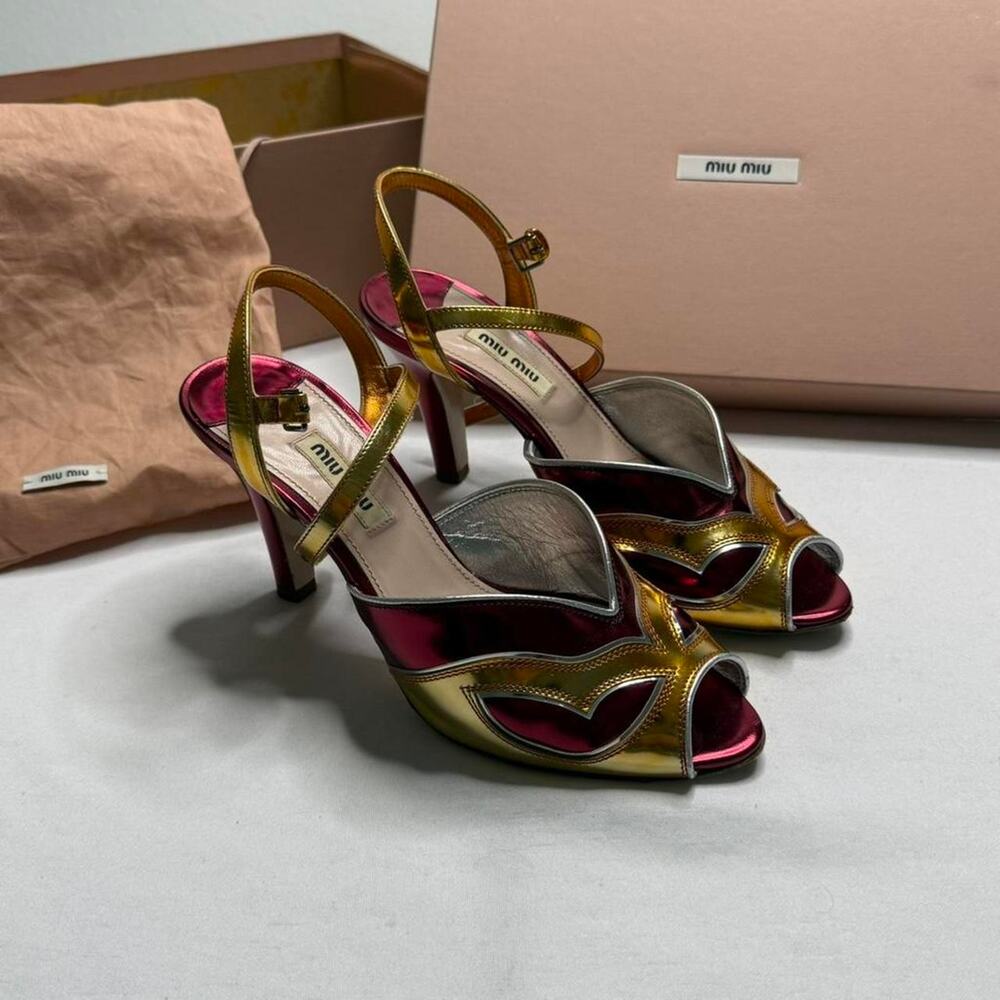 Miu Miu Peep Toe metallic color designer leather heels size 7 (37) made in Italy